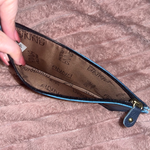 Wallet & Slouch Tote 8293 - Anna by Anuschka - Picture 11 of 11